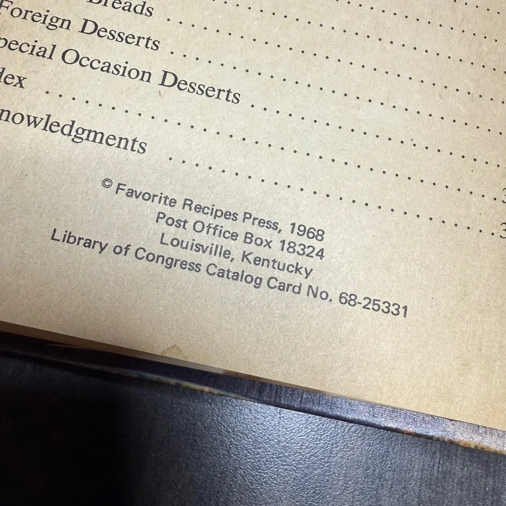 Favorite Recipes of America‎ Desserts Cookbook 1968 Vintage Baking Party